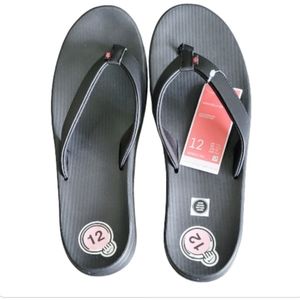 Nike Bella Kai Sandals Size 12 NWT Black
